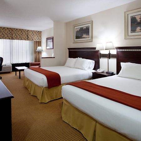 Lexington Inn And Suites Room photo